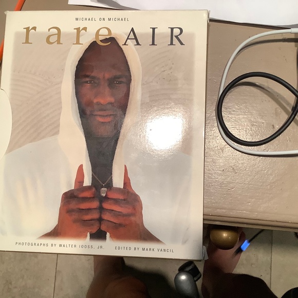 Jordan Book - Picture 1 of 4
